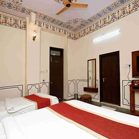 Virasat Mahal Heritage Hotel-Jaipur City Center Esterno foto