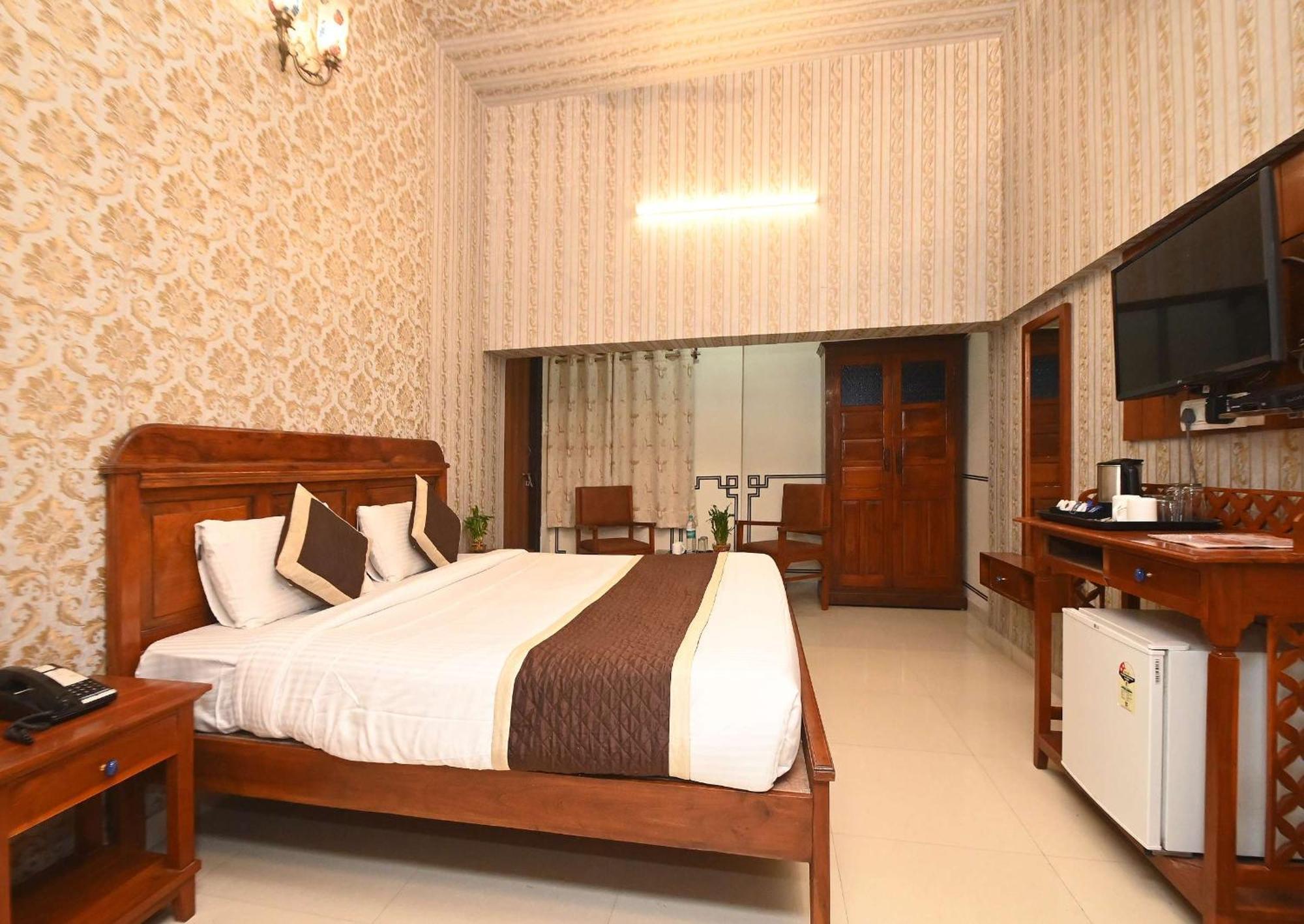 Virasat Mahal Heritage Hotel-Jaipur City Center Esterno foto