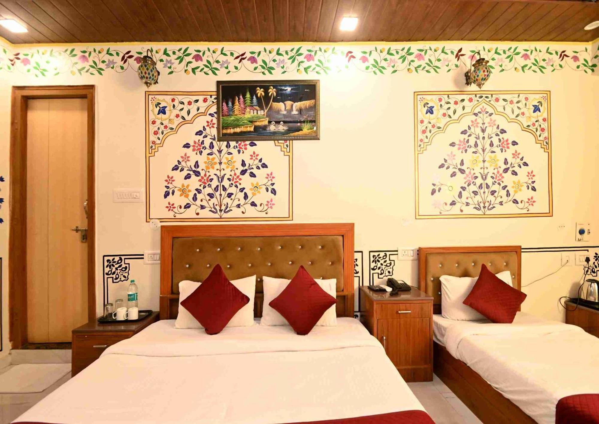 Virasat Mahal Heritage Hotel-Jaipur City Center Esterno foto