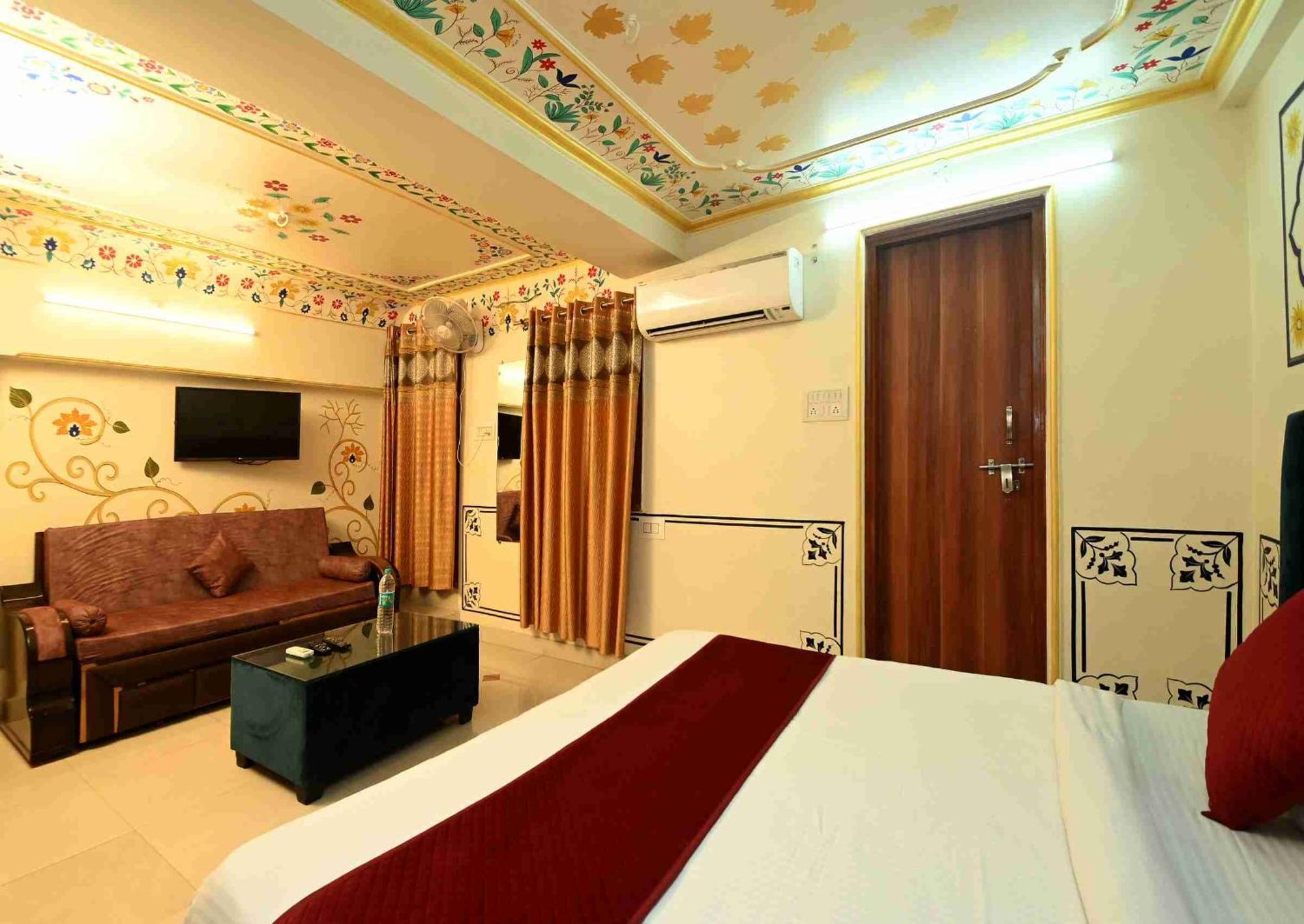 Virasat Mahal Heritage Hotel-Jaipur City Center Esterno foto
