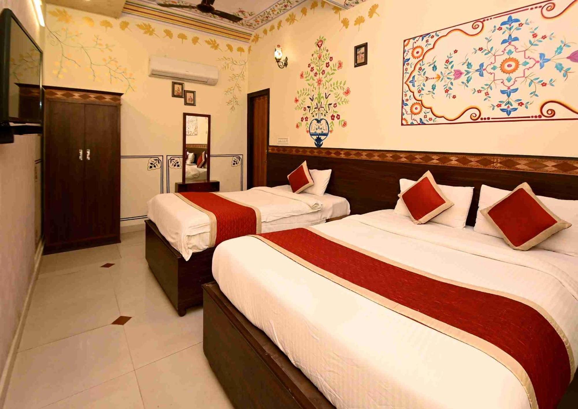 Virasat Mahal Heritage Hotel-Jaipur City Center Esterno foto