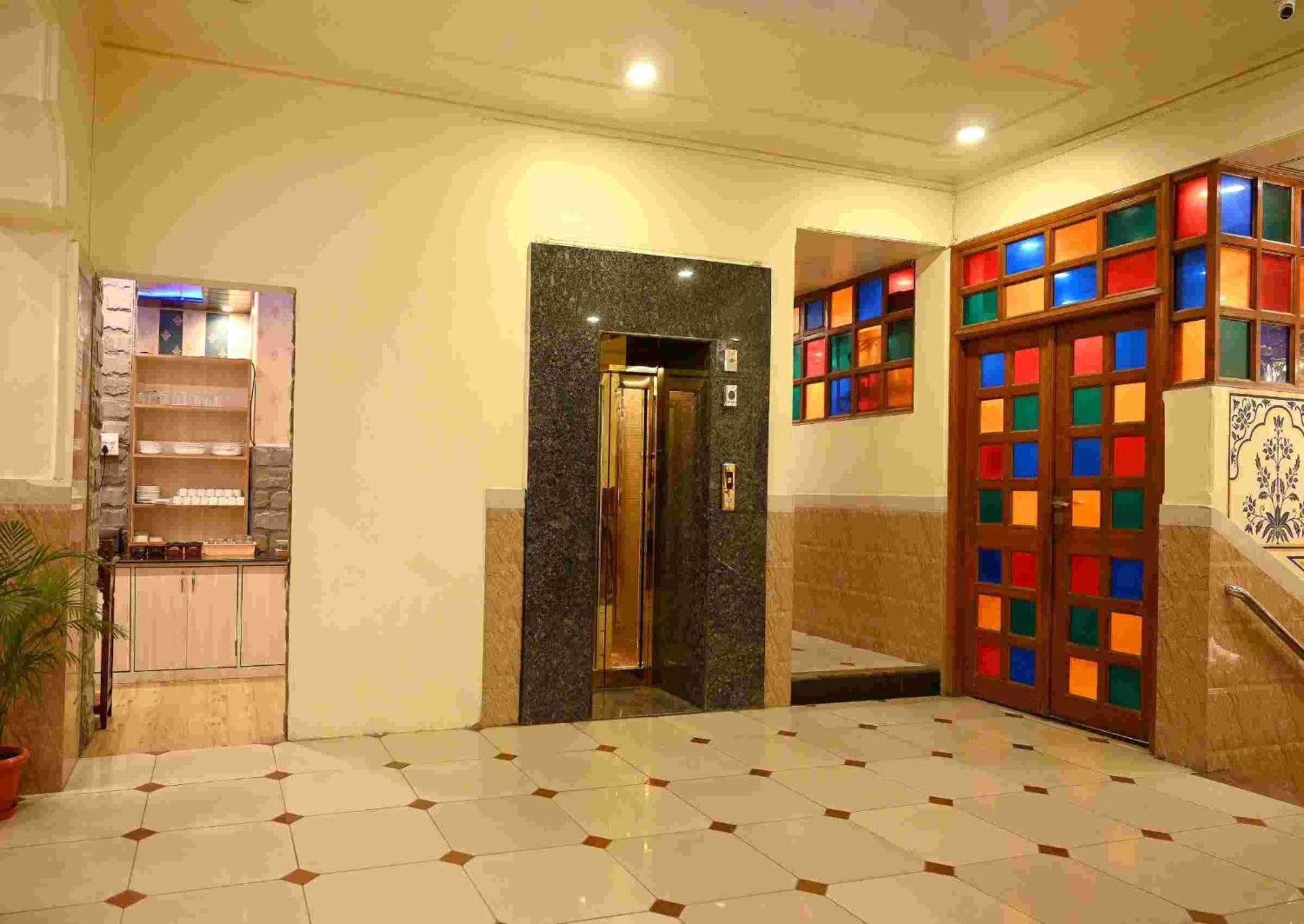 Virasat Mahal Heritage Hotel-Jaipur City Center Esterno foto