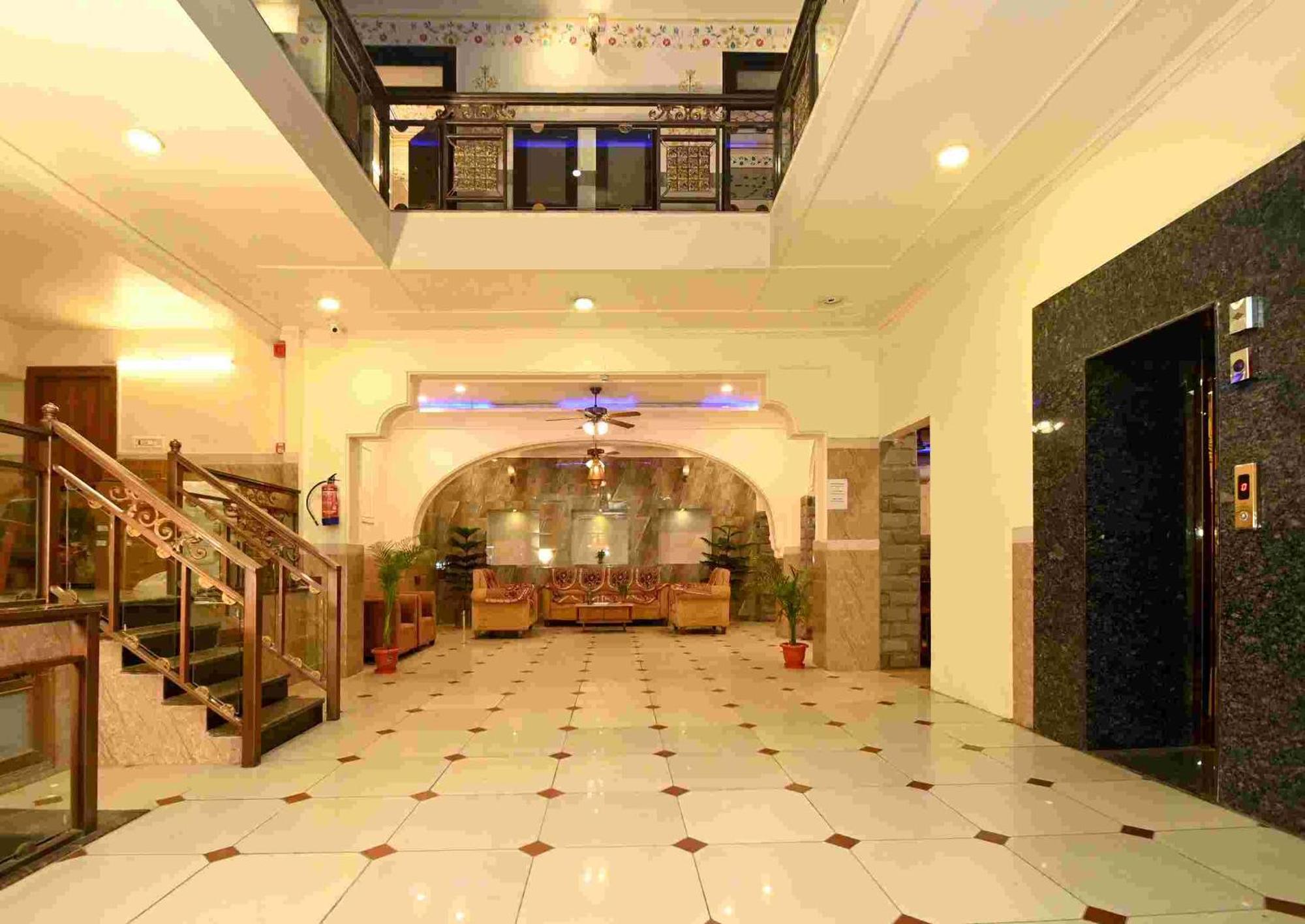Virasat Mahal Heritage Hotel-Jaipur City Center Esterno foto