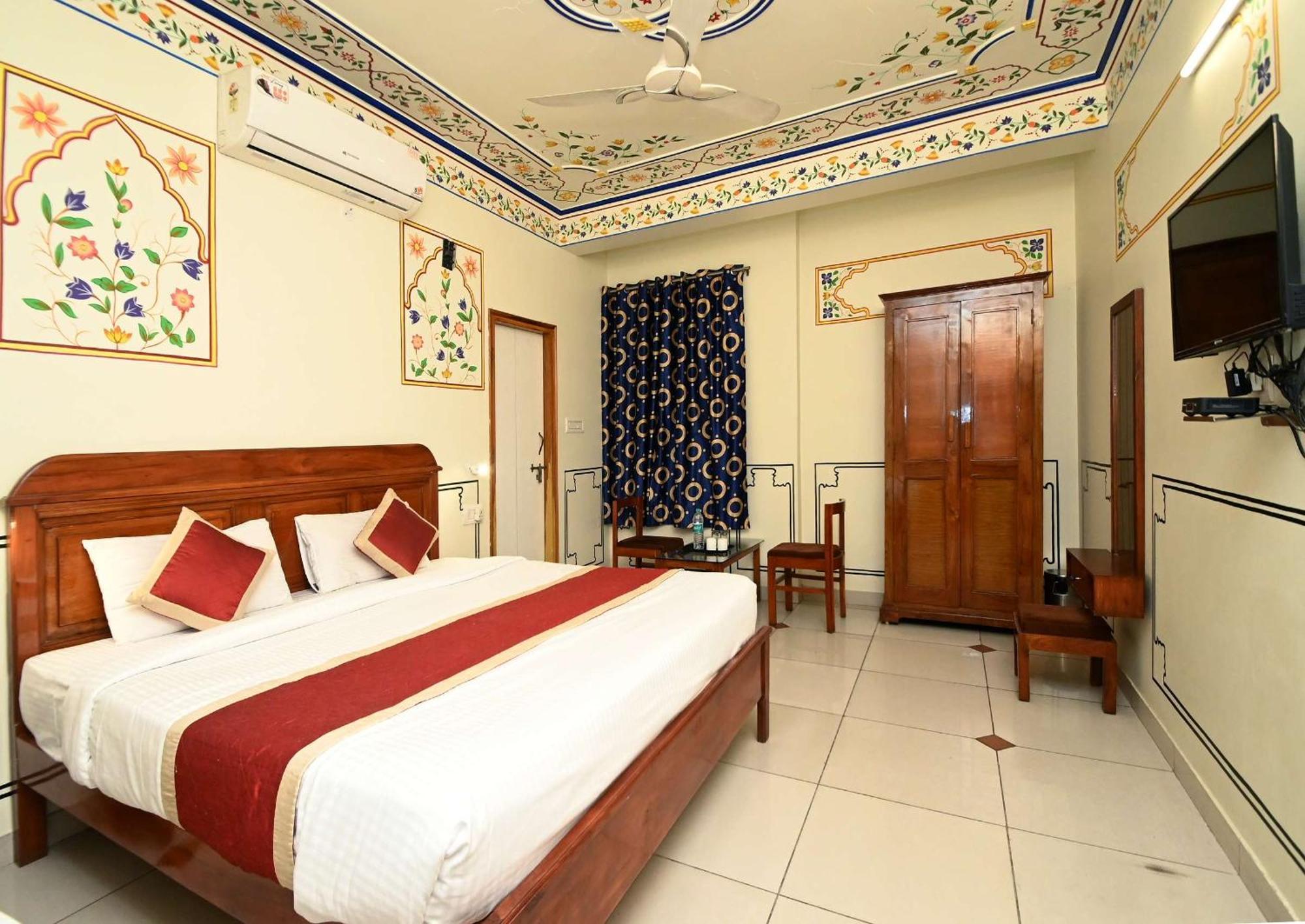 Virasat Mahal Heritage Hotel-Jaipur City Center Esterno foto