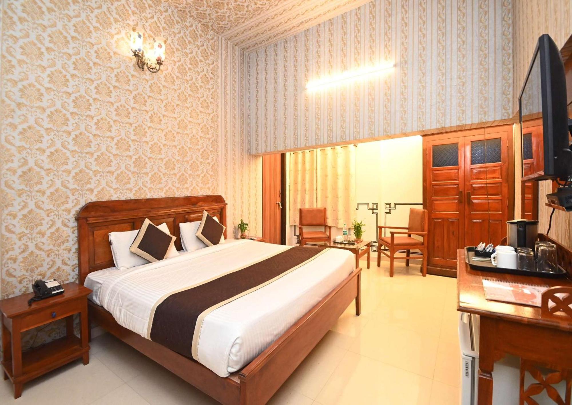 Virasat Mahal Heritage Hotel-Jaipur City Center Esterno foto