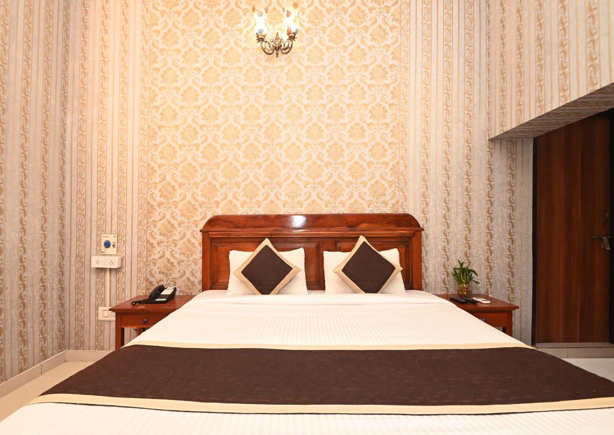 Virasat Mahal Heritage Hotel-Jaipur City Center Esterno foto