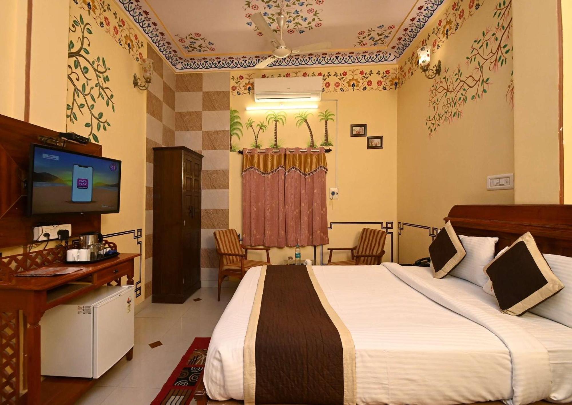 Virasat Mahal Heritage Hotel-Jaipur City Center Esterno foto