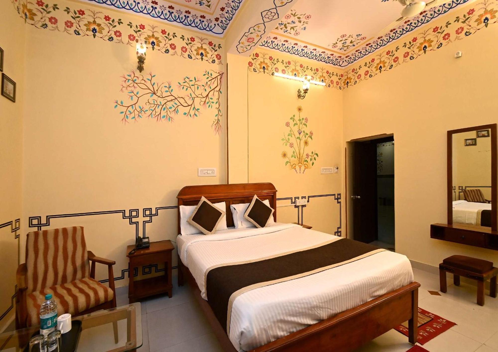 Virasat Mahal Heritage Hotel-Jaipur City Center Esterno foto