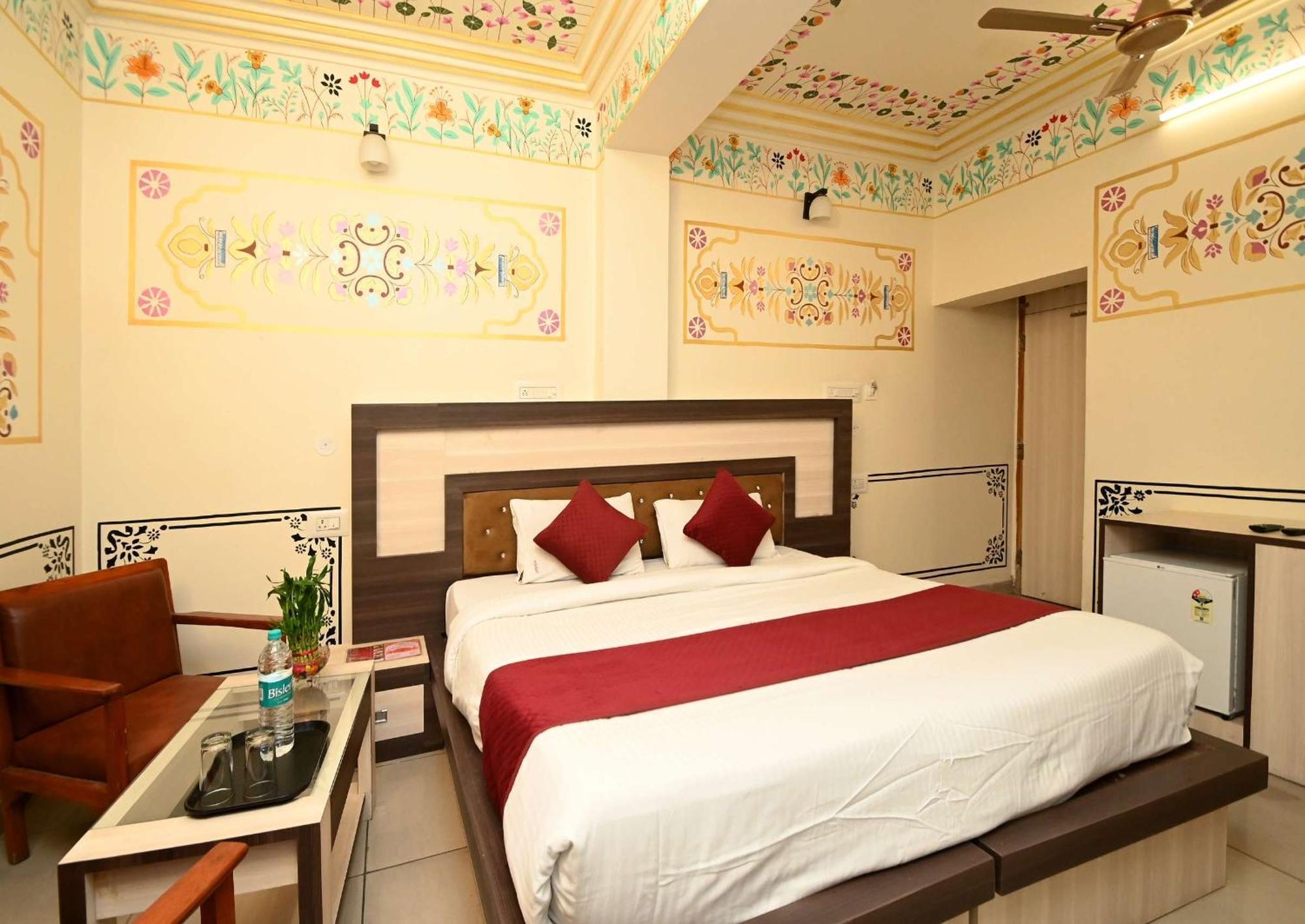 Virasat Mahal Heritage Hotel-Jaipur City Center Esterno foto