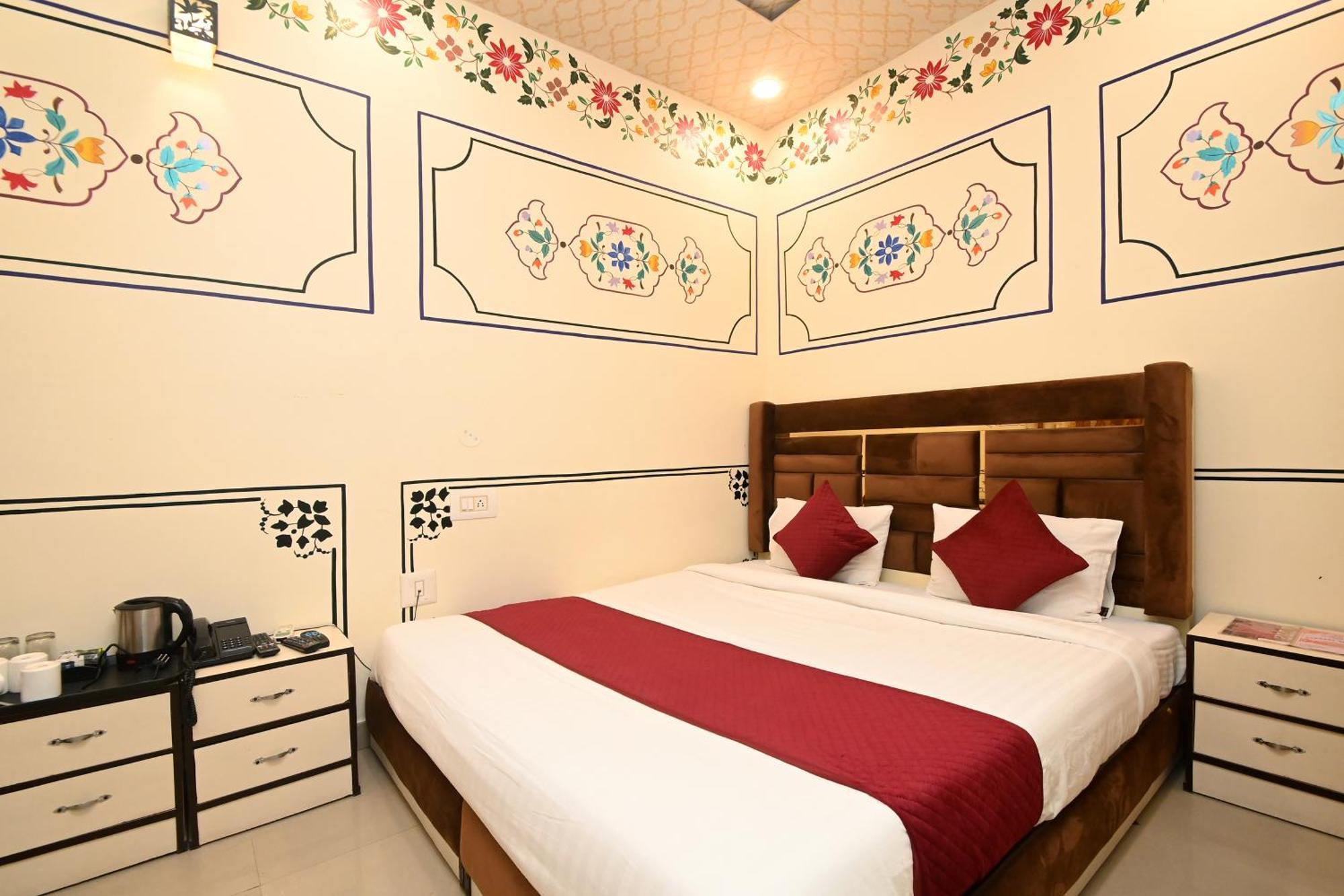 Virasat Mahal Heritage Hotel-Jaipur City Center Esterno foto